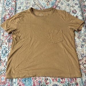 Everlane boxy cut tee, gold/mustard, XS. Good used condition